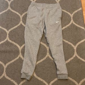 NWOT Men's Nike Small Taper Fleece Joggers